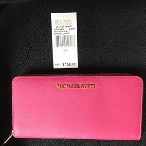 Michael Kors Wallet-NEW